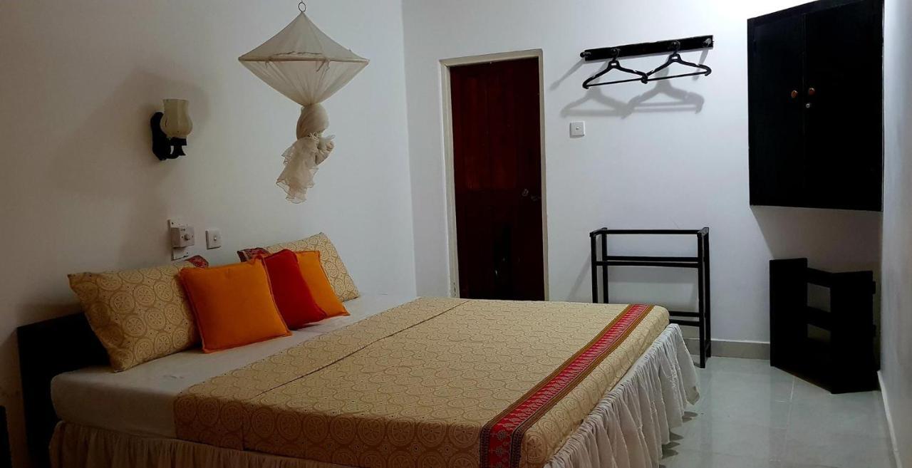 Sea Shine Guest House Hikkaduwa Kültér fotó